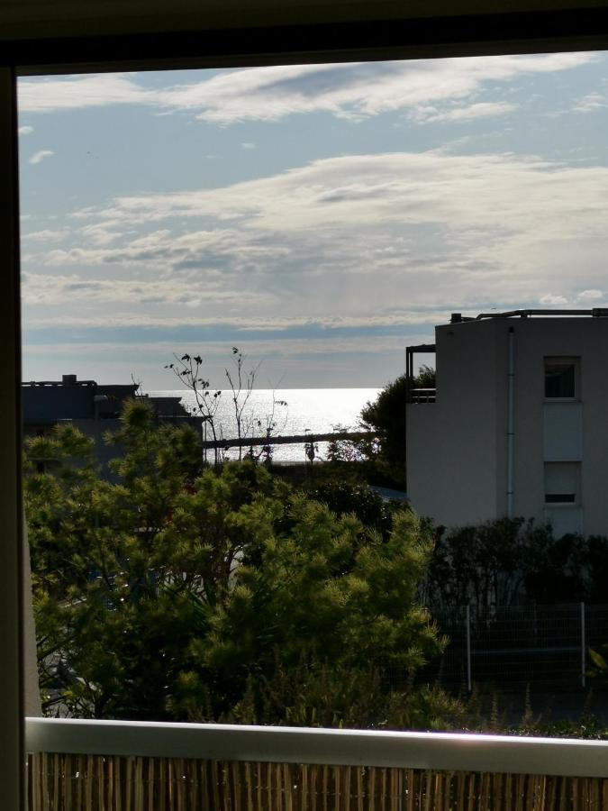 Appartement 1 chambre + parking à deux pas des plages Sète Esterno foto